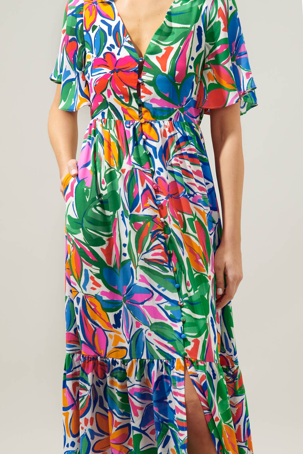 Paradise Falls Pismo Flutter Maxi Dress | Sugarlips Vibrant Floral Maxi Dress