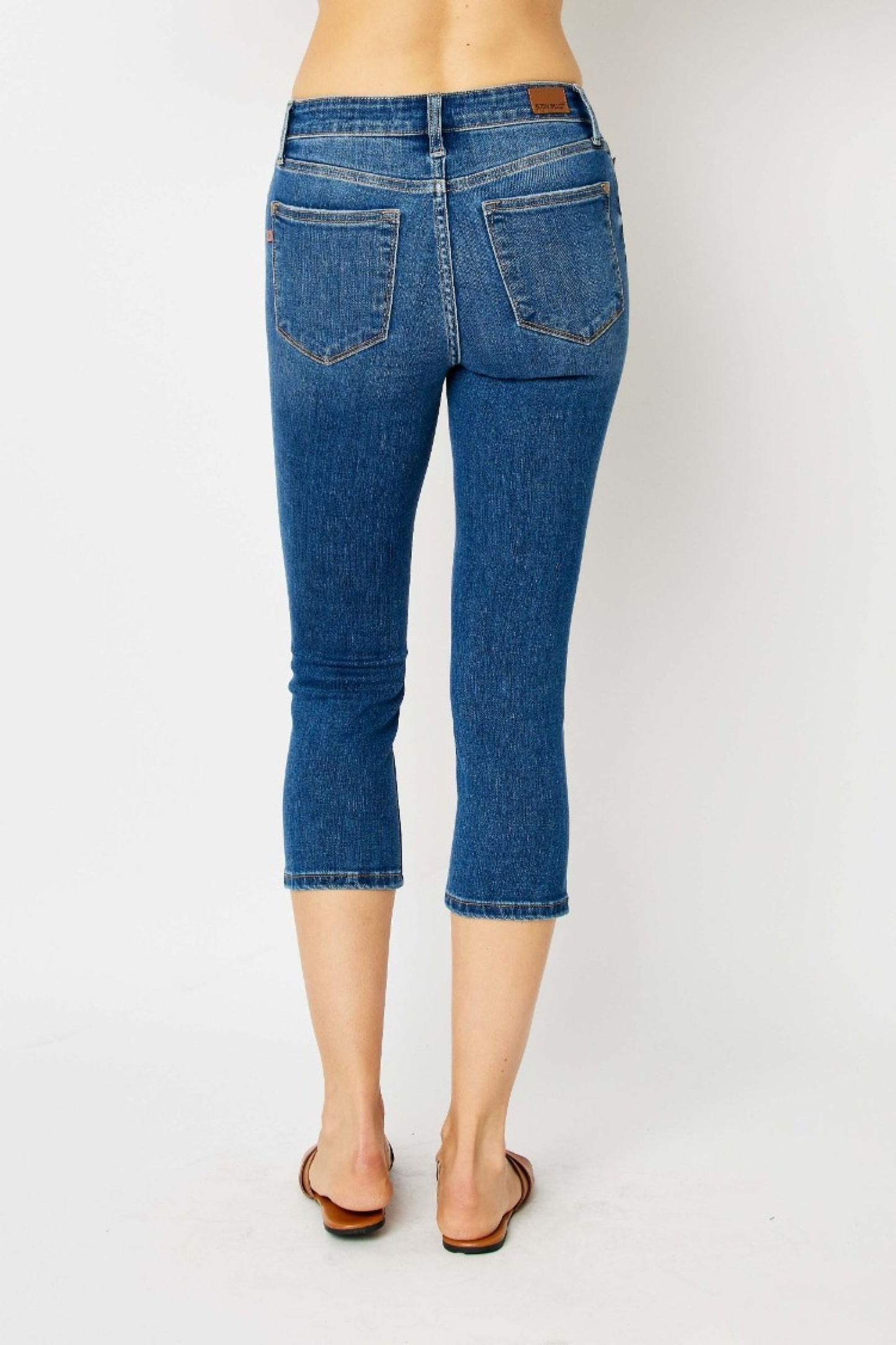 Falling For You Capris | Judy Blue Mid Rise Denim Capris