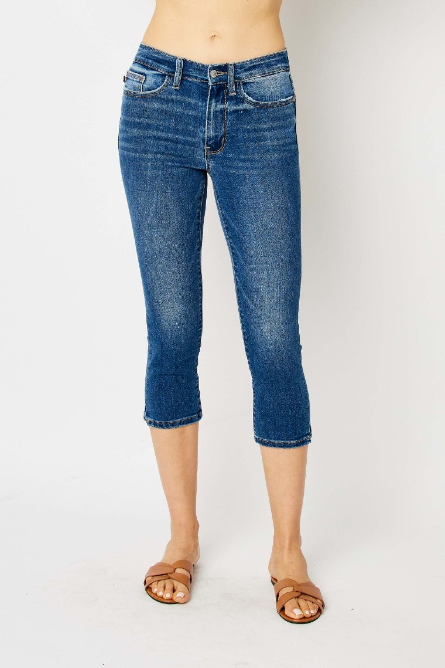 Falling For You Capris | Judy Blue Mid Rise Denim Capris