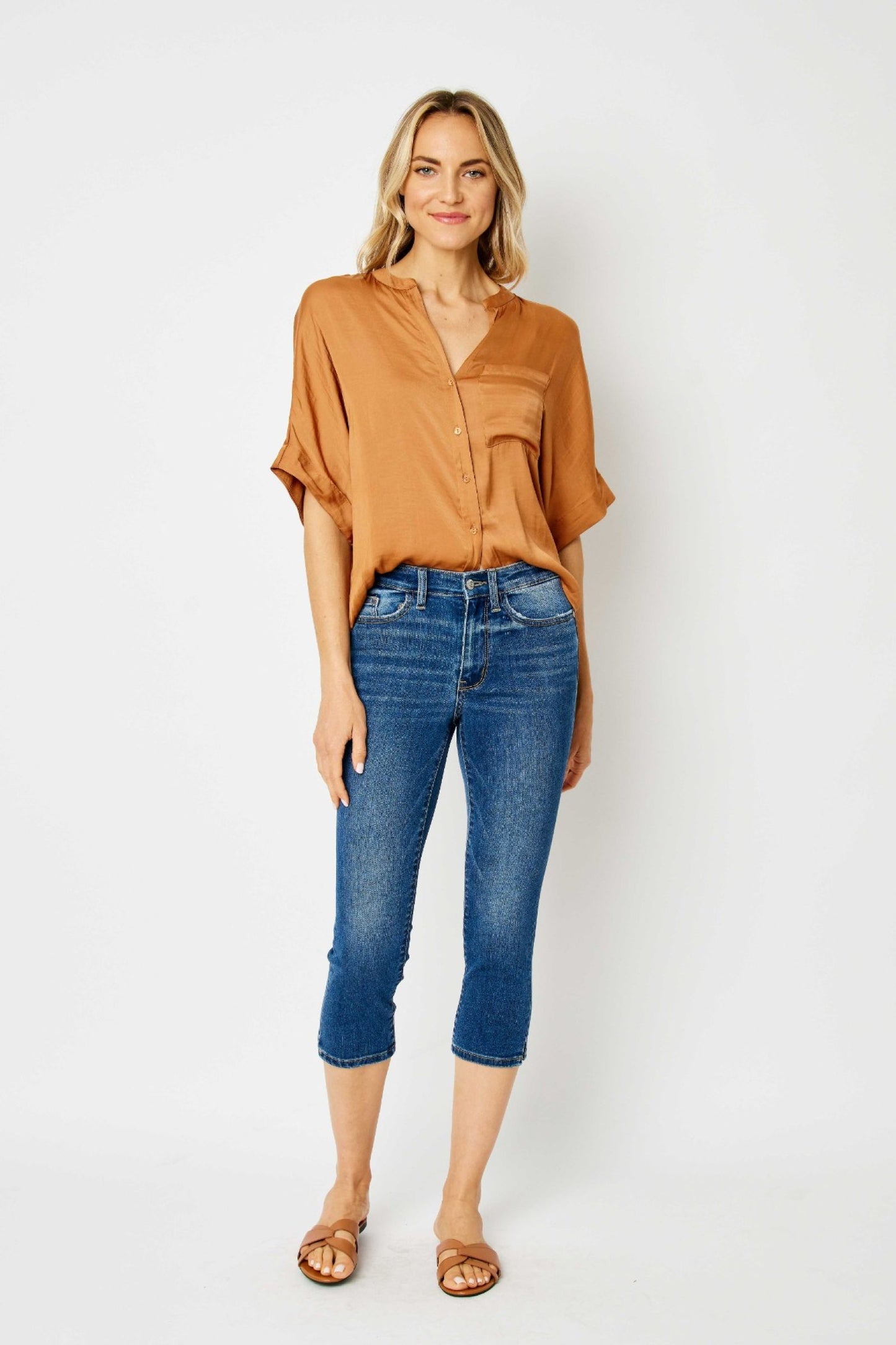 Falling For You Capris | Judy Blue Mid Rise Denim Capris