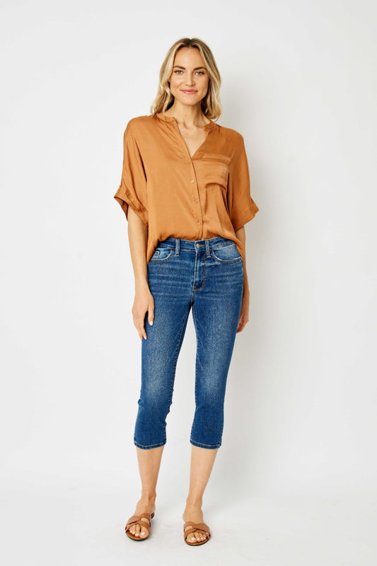 Falling For You Capris | Judy Blue Mid Rise Denim Capris