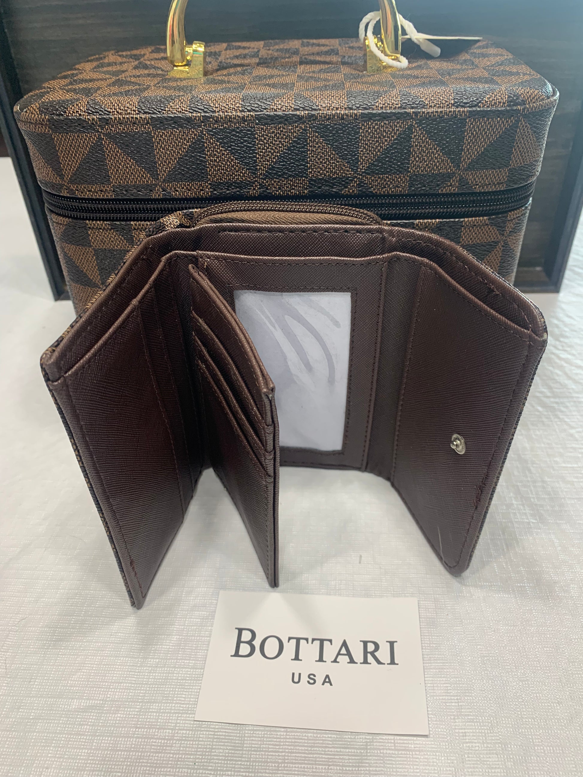 The Mallory Snap Print Wallet | Brown Design Accordian Womens Wallet
