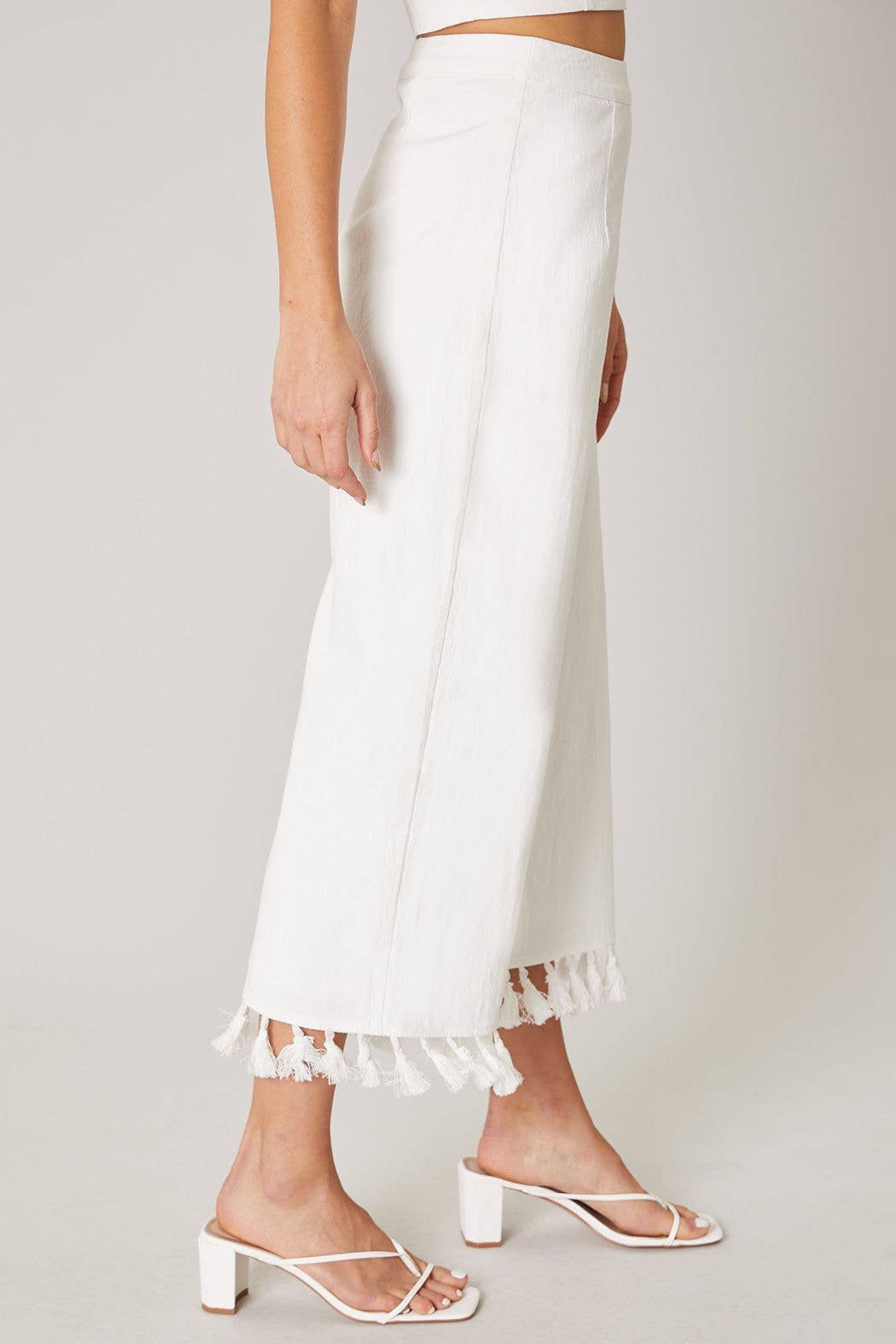 Stay Extra Tassel Trim Wide Leg Pants