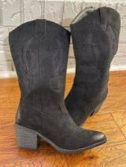Boot Scootin’ Boogie Boots | Faux Suede Western Style Boots
