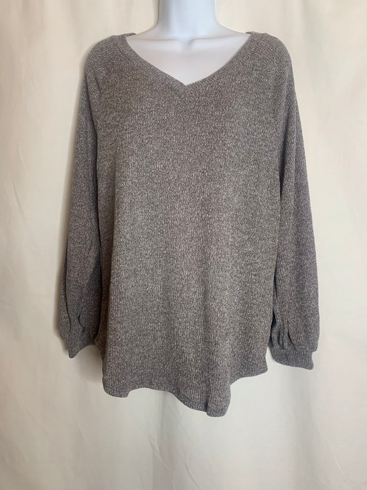 A Mothers Love MATERNITY Top | V-neck Ribbed Maternity Top Gray
