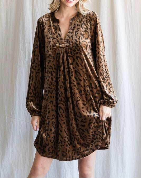 Keepin’ it Sassy! Dress | Velvet Leopard Shift Dress