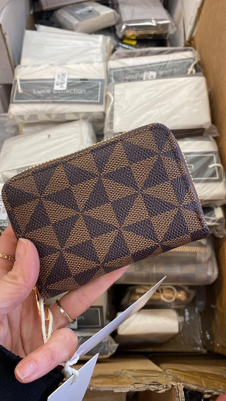 The Chloe Accordion Wallet – Brooks Boutique